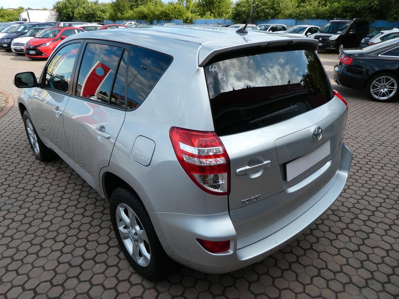 Toyota RAV 4 RAV4 2.2 D-4D 150 CV DPF