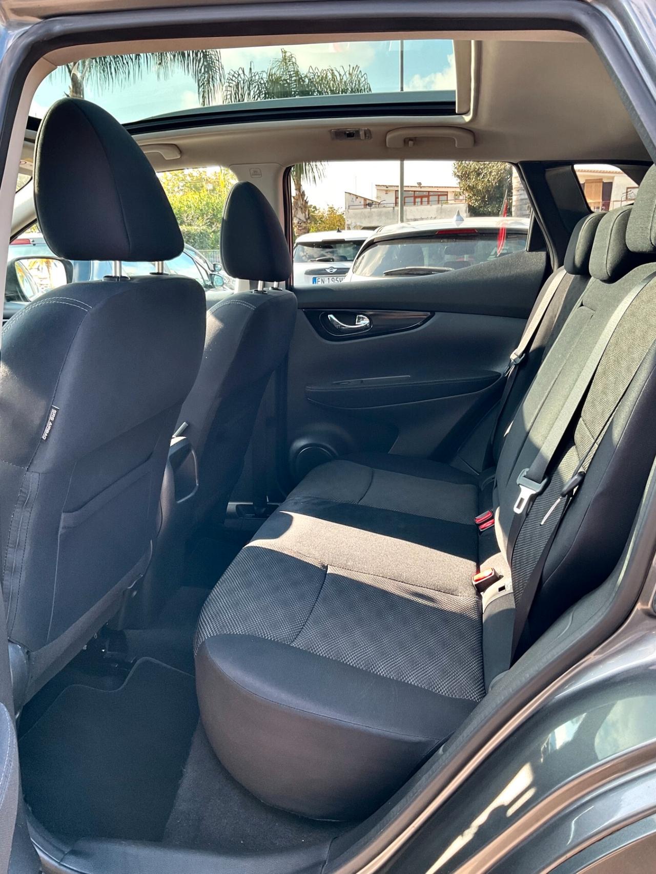 Nissan Qashqai 1.6 dCi 2WD 360