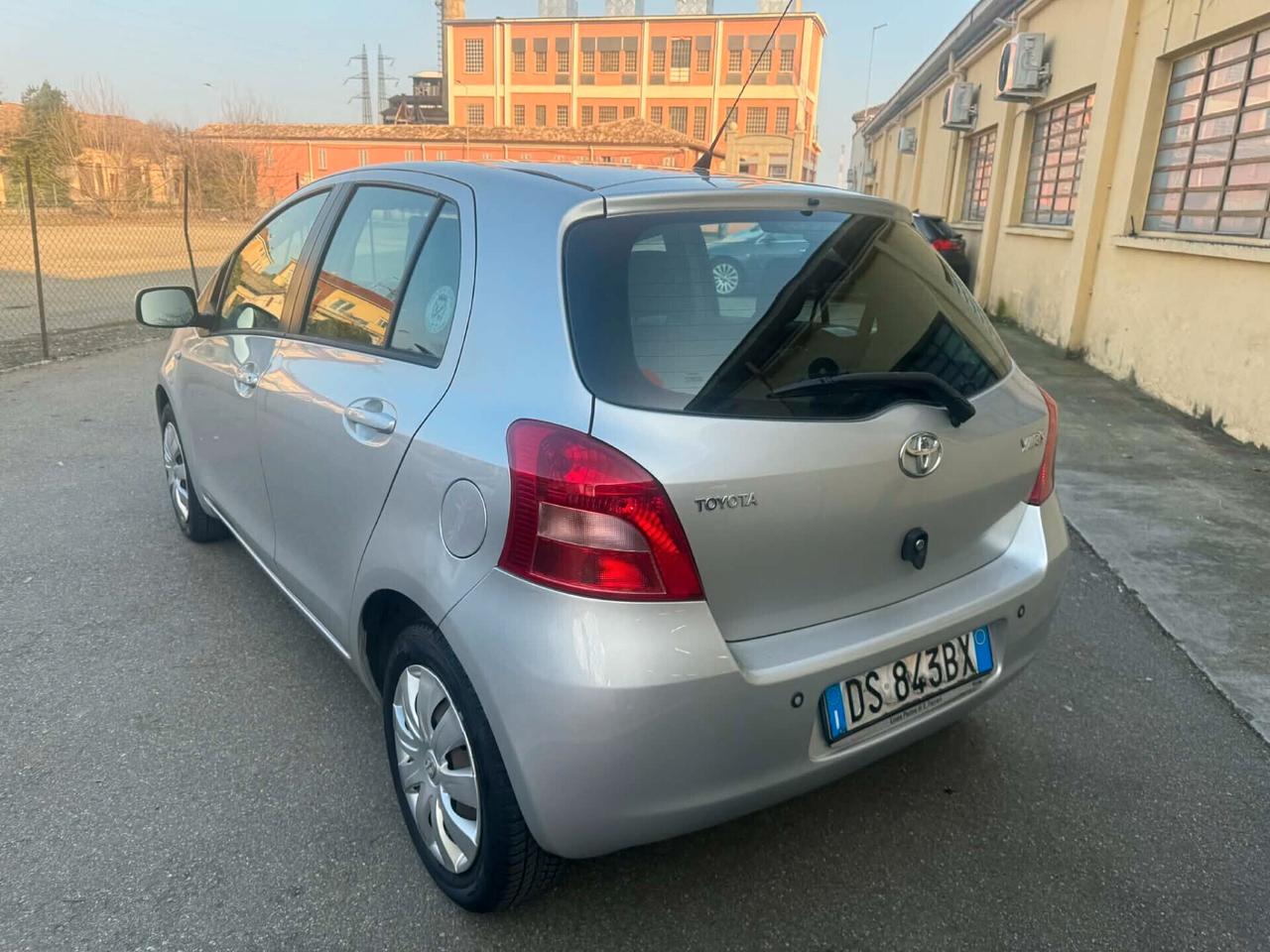 Toyota Yaris 1.3 Benzina 117.000 Km EURO4