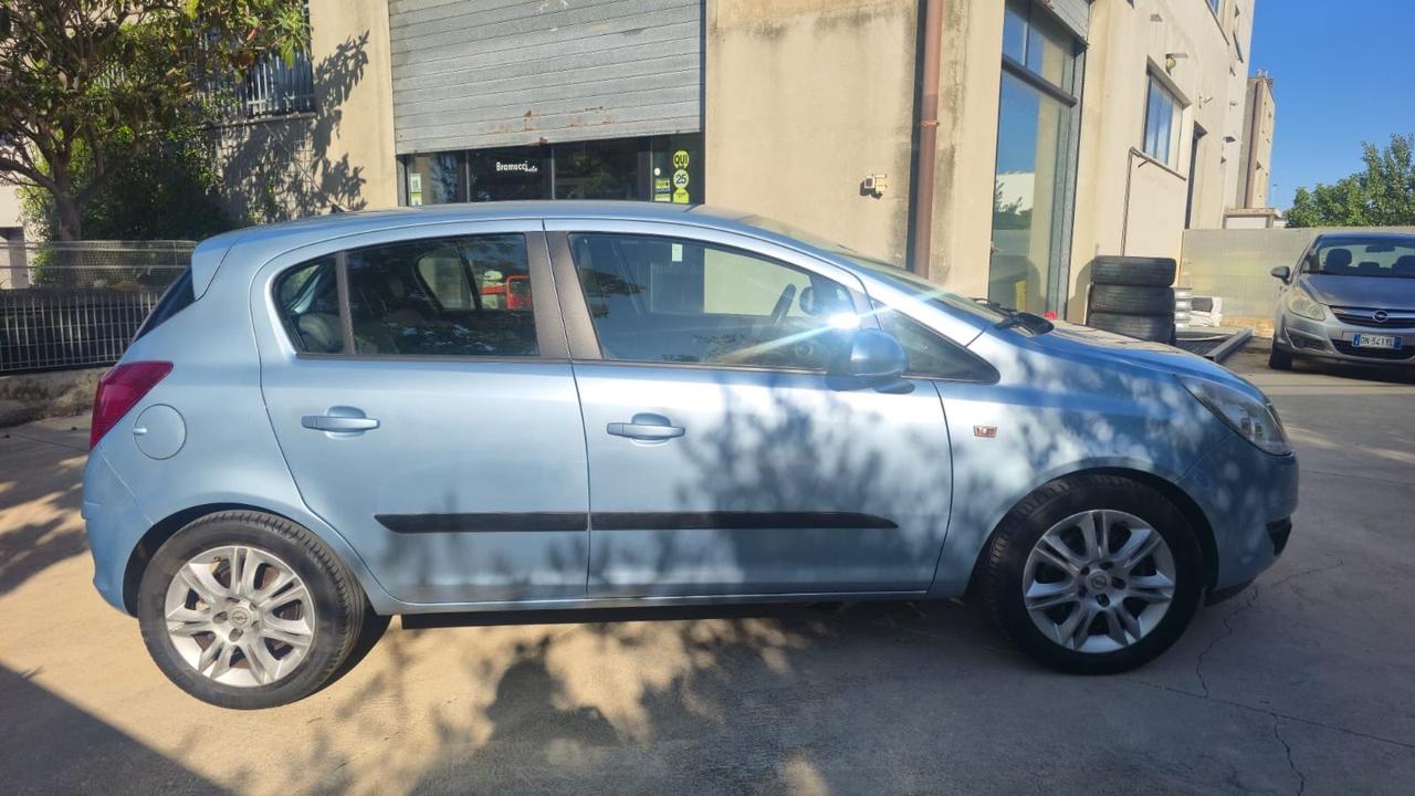 Opel Corsa 1.7 CDTI 130CV 5 porte Cosmo