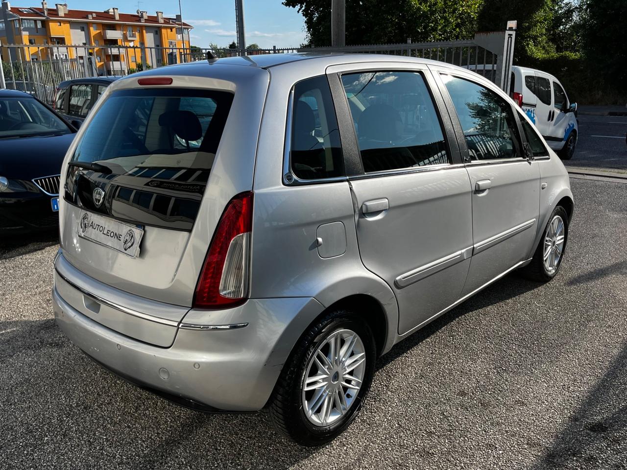 Lancia MUSA 1.3 Mjt 95 CV CATENA FATTA OK NEOPATENTATI