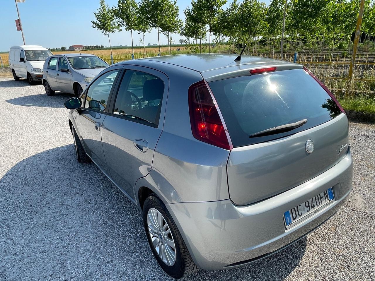Fiat Grande Punto Grande Punto 1.4 Starjet 16V 5 porte Dynamic
