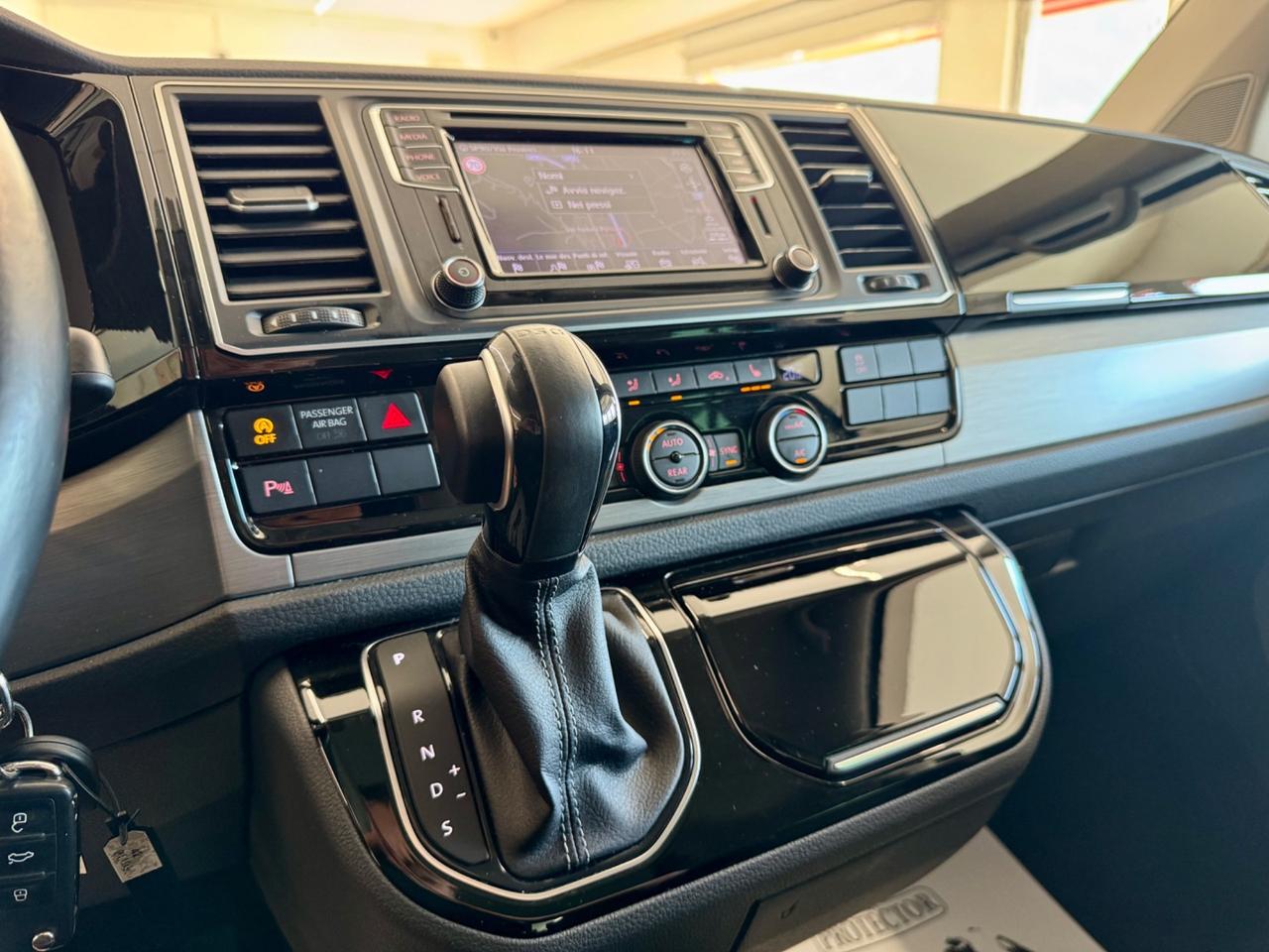 Volkswagen Multivan 2.0 TDI 199CV DSG 4Motion Highline