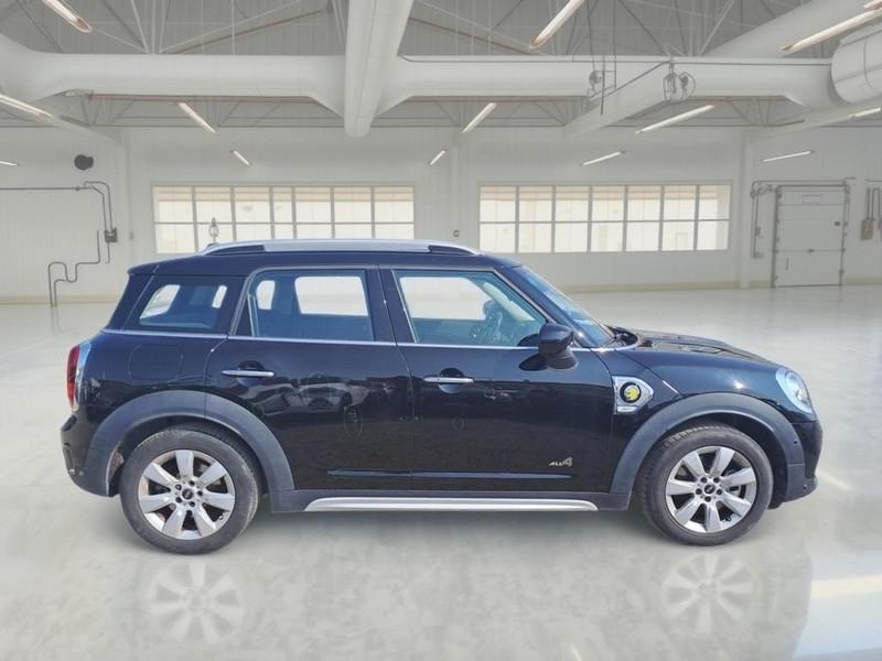 MINI COOPER SE COUNTRYMAN E ALL4 Business autom.