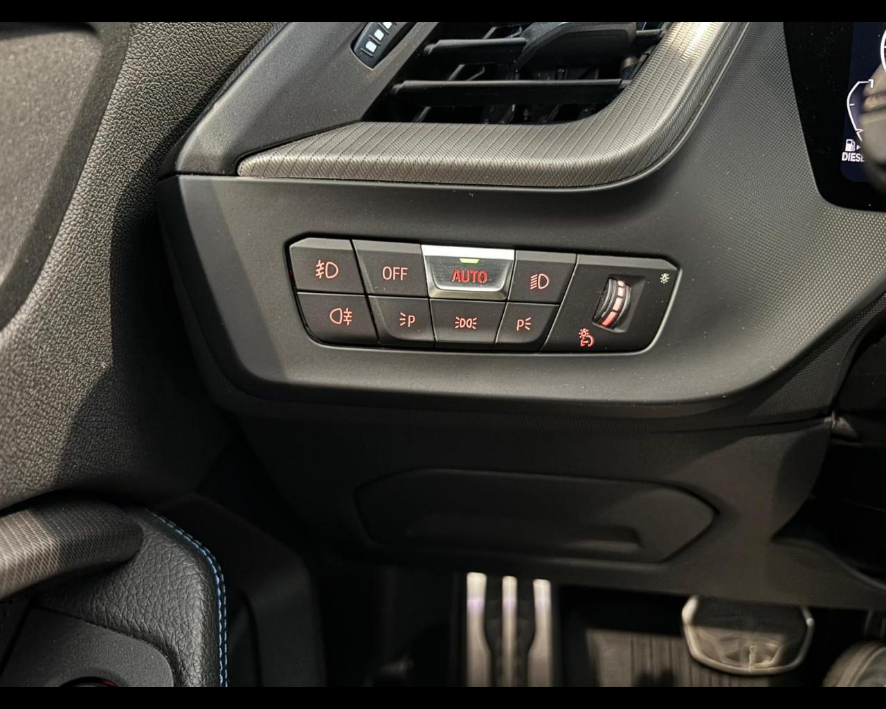 BMW Serie 1 F40 - 120d xdrive Msport auto