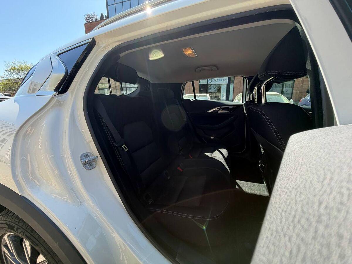 Infiniti QX30 2.2d Premium awd dct