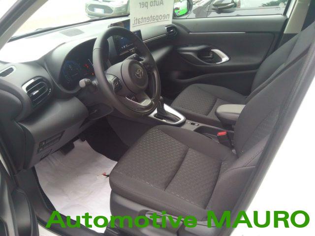 TOYOTA Yaris Cross 1.5h fwd 130cv e-cvt - NEOPATENTATI