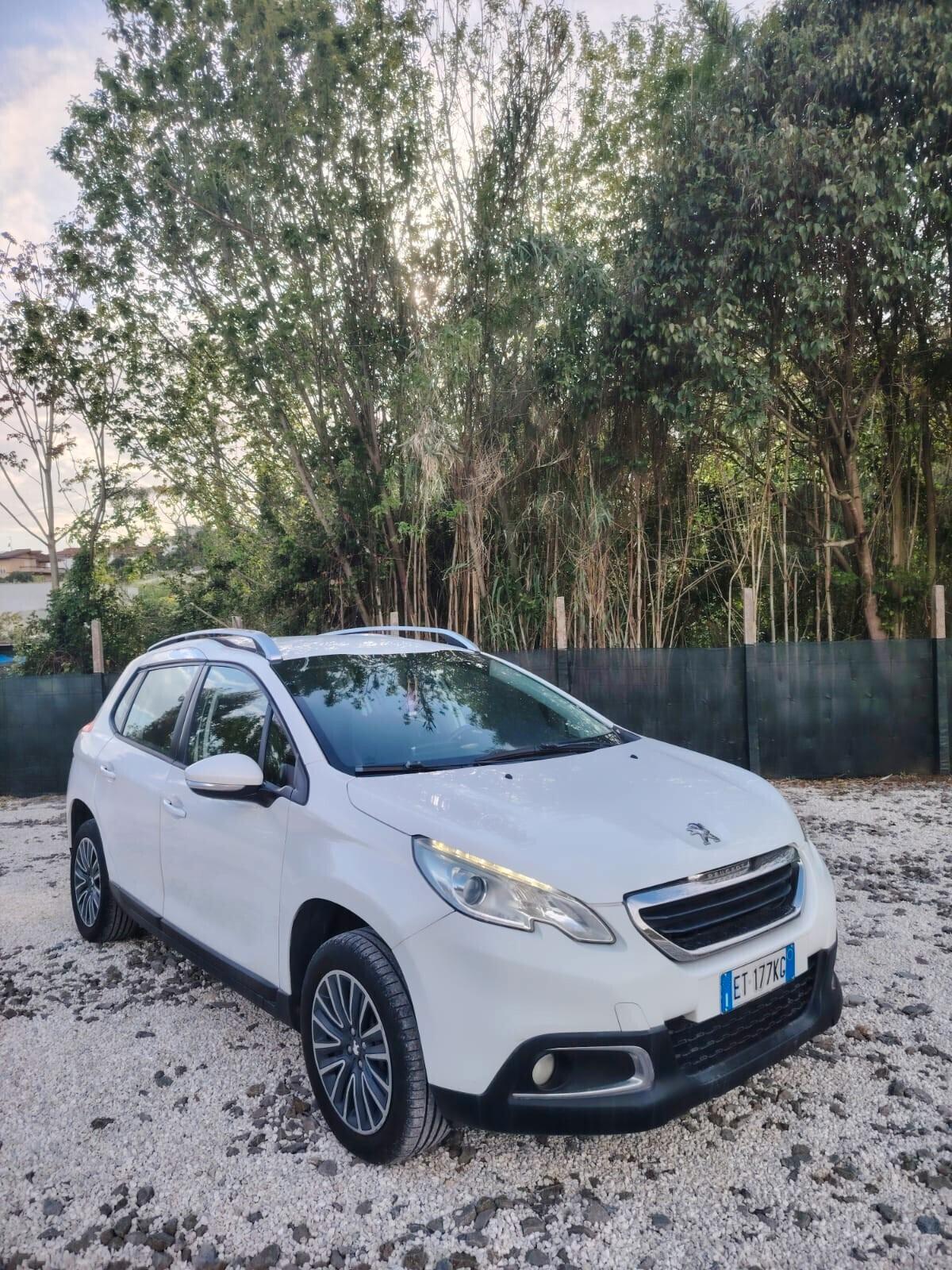 Peugeot 2008 1.6 e-HDi 92 CV Stop&Start robotizzato Allure