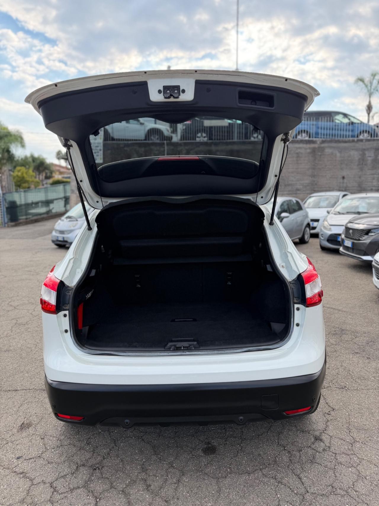 Nissan Qashqai 1.5 dCi 360 Tekna+