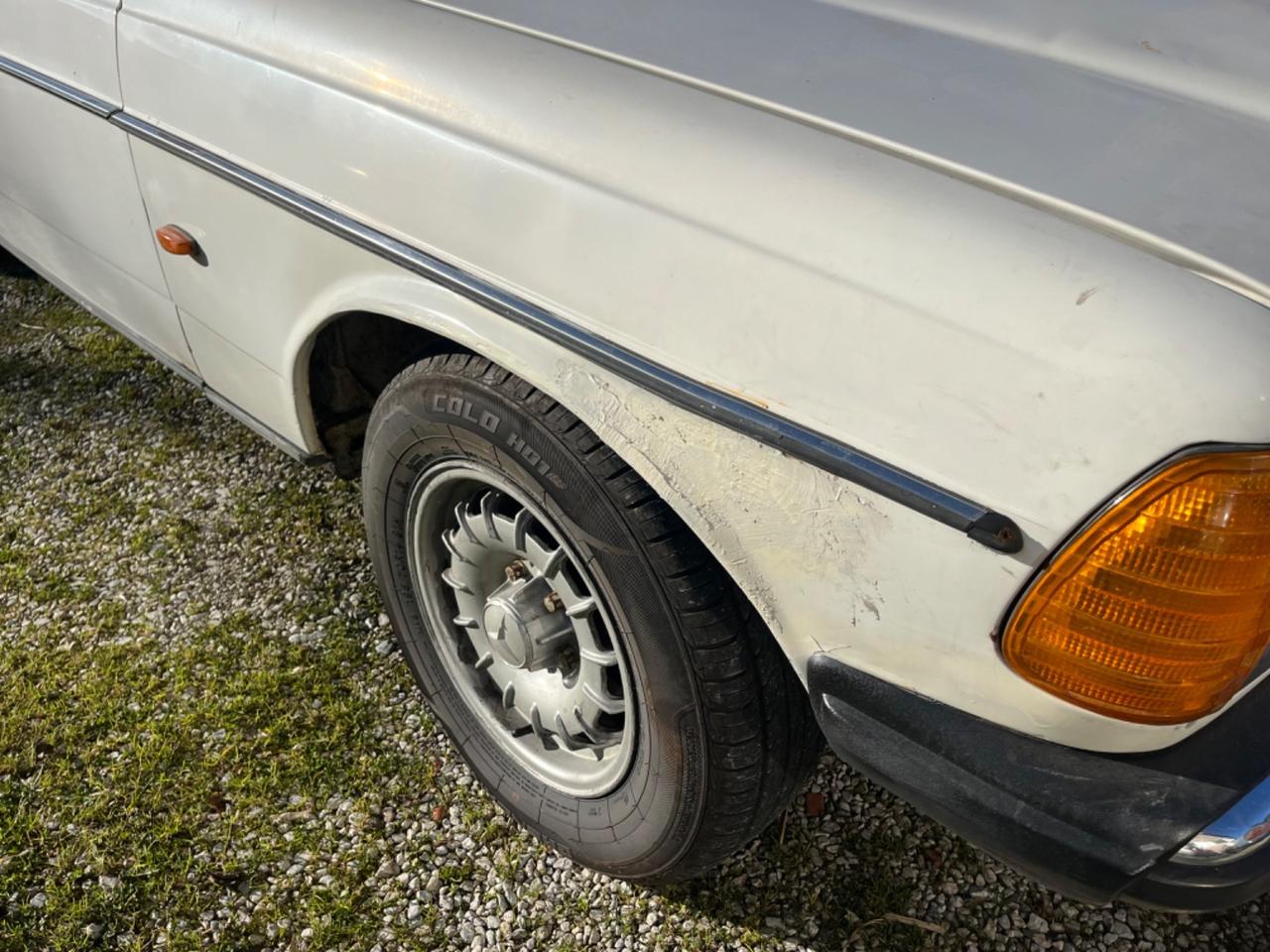 Mercedes benz 240 TD Aspirato w123