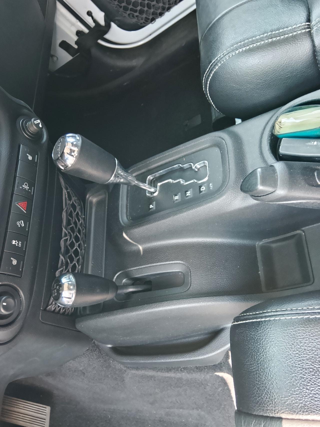 Jeep Wrangler Sahara 2.8 CRD DPF