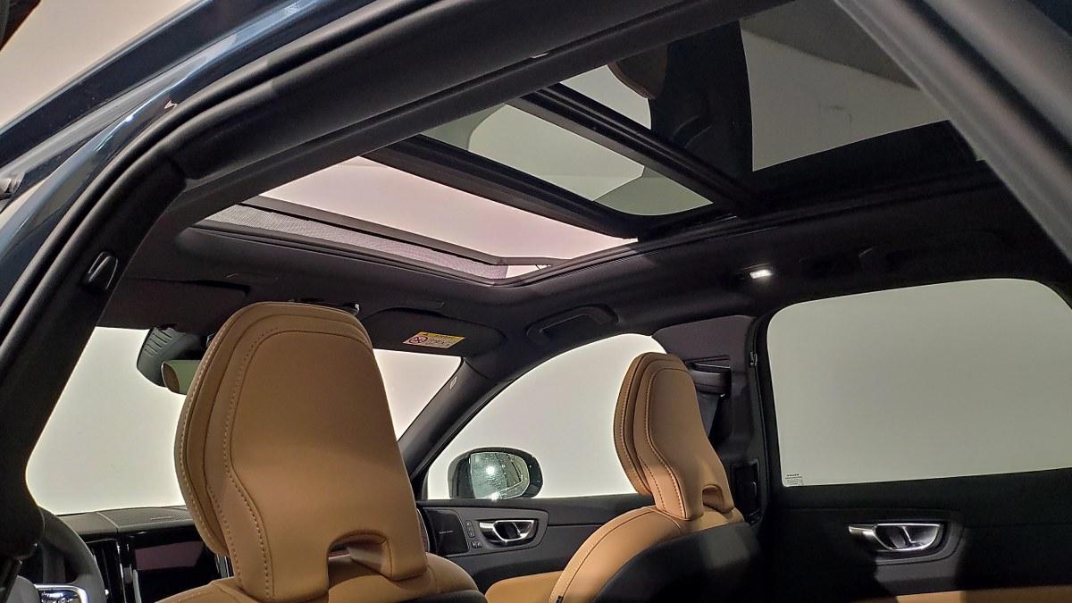 VOLVO Xc60 T6 Plug-In Hybrid Awd Automatico Ultra Dark