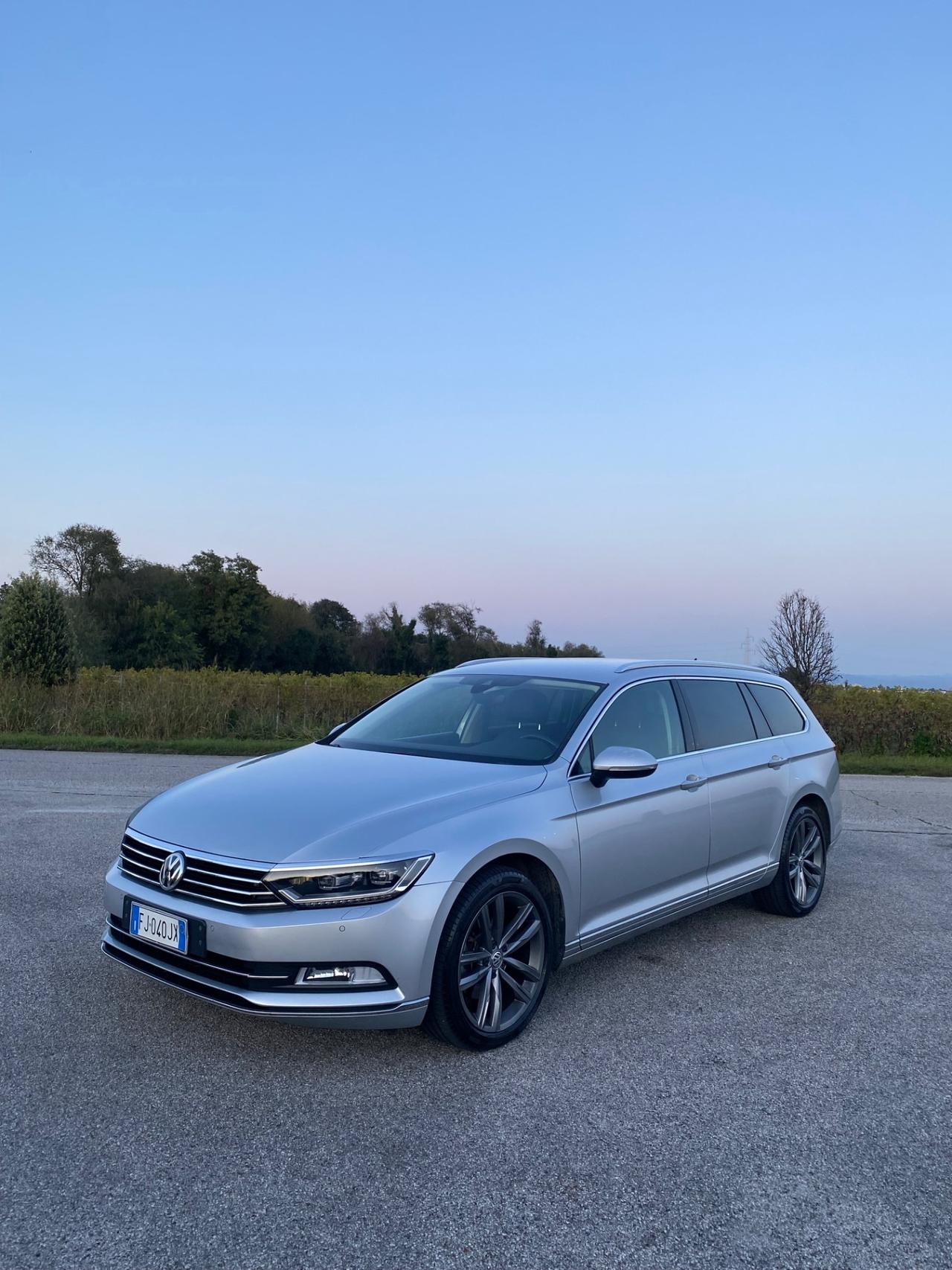 Volkswagen Passat Variant 2.0 TDI DSG Highline BlueMotion Technology