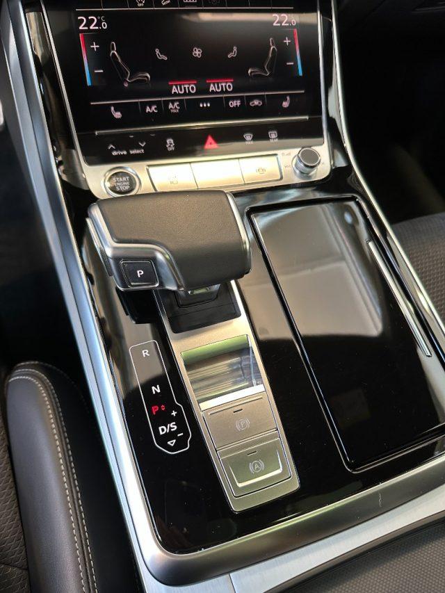 AUDI Q8 50 TDI 286 CV quattro S-Line - 22" - Tetto - IVA