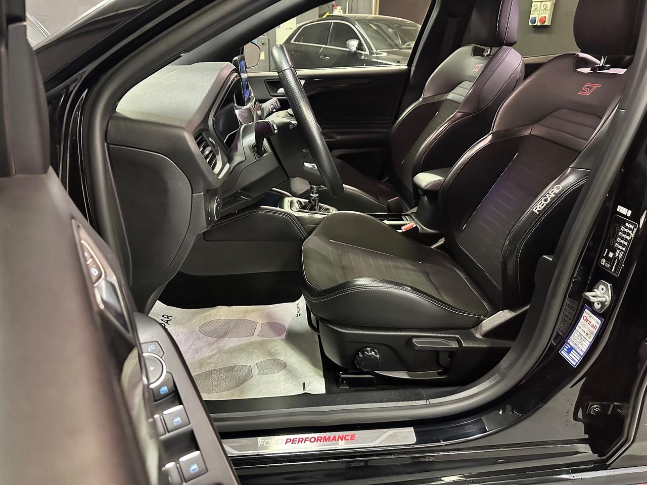 Ford Focus 2.3 EcoBoost 280 CV 5p. ST