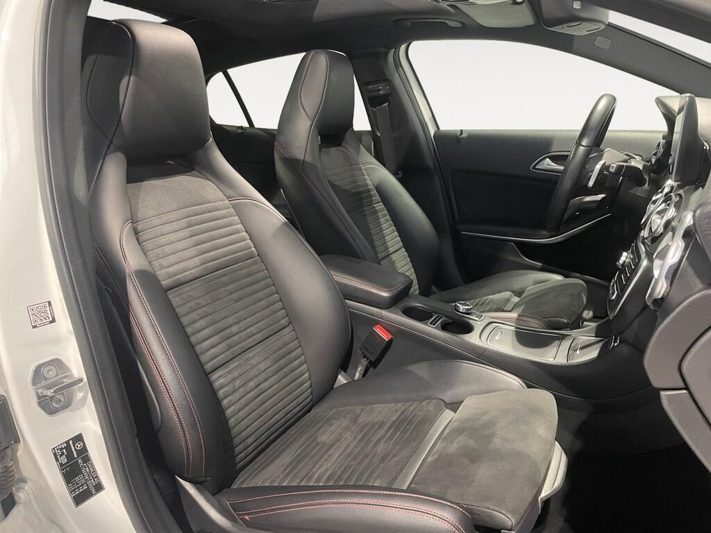 Mercedes GLA-X156 2017 200d 136CV Autom. Premium - AMG PACK