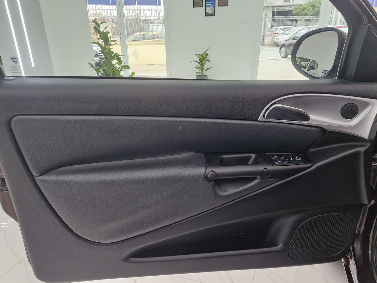 LANCIA YPSILON 1.2 BENZINA 69CV ANNO 2011 90000KM