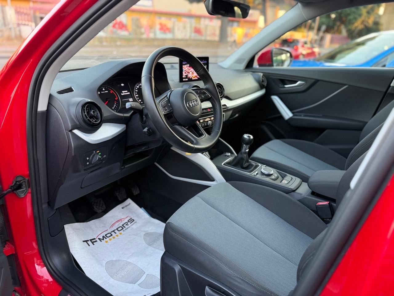 Audi Q2 1.6 TDI Design UNICO PROP - 2017