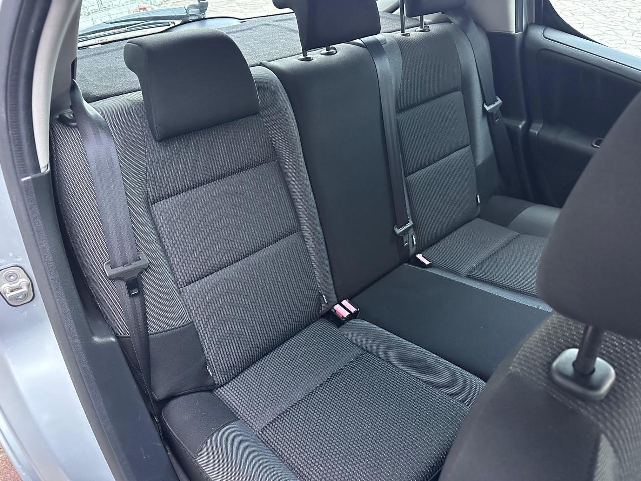 Peugeot 207 Plus 1.4 HDi 70CV 5 porte