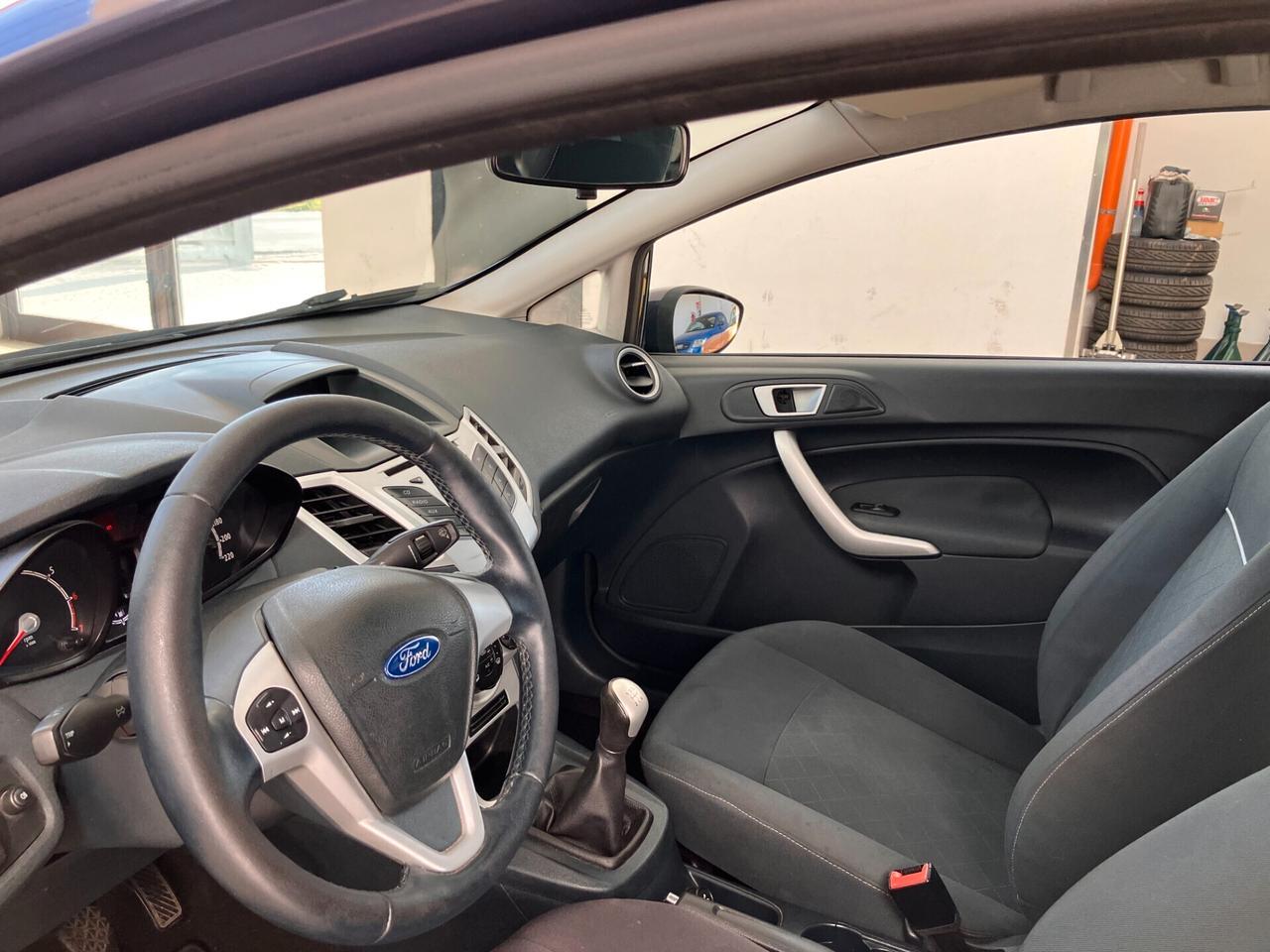 Ford Fiesta 1.2 16V 60CV 3p. Titanium NEOPATENTATI