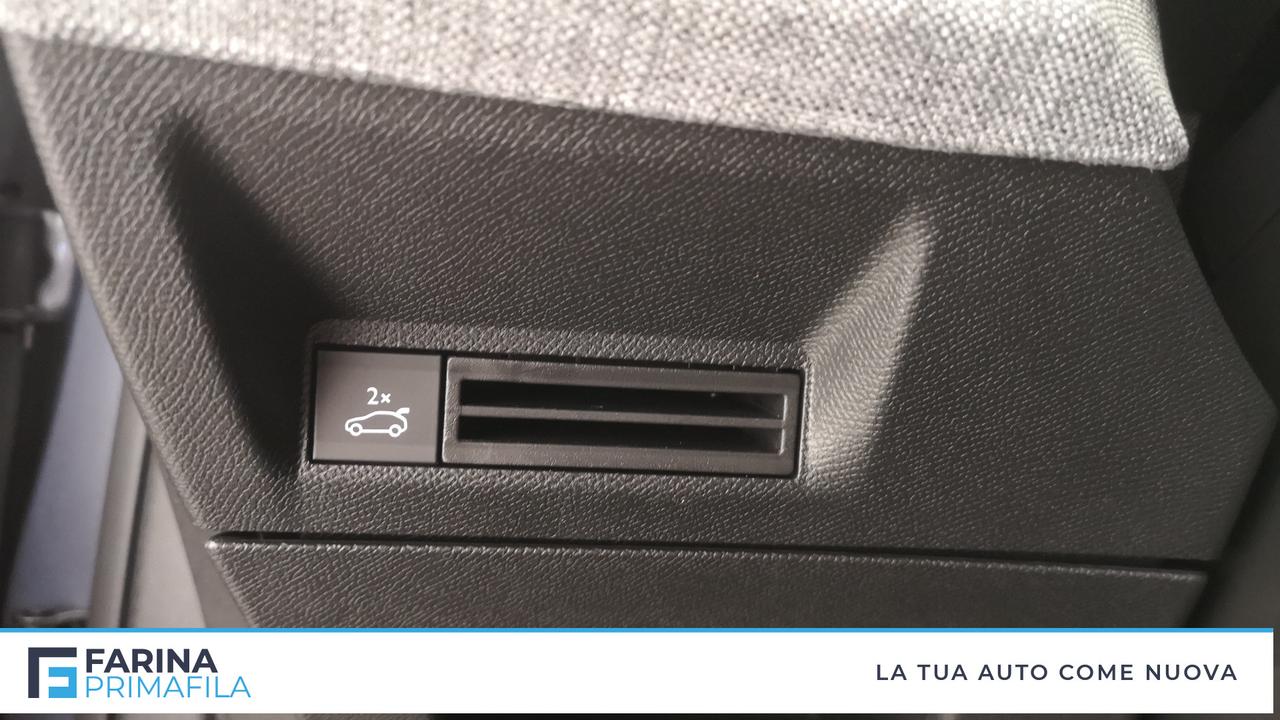 PEUGEOT Nuova 3008 GT - Hybrid 145 E-DCS6