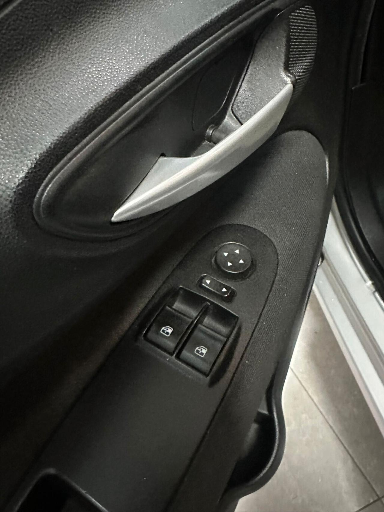 Fiat Punto Evo 1.3 Mjt 75 CV DPF 5 porte S&S Blue&Me