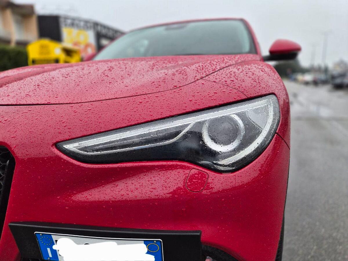 Alfa Romeo Stelvio 2.2 t Business rwd 180cv auto
