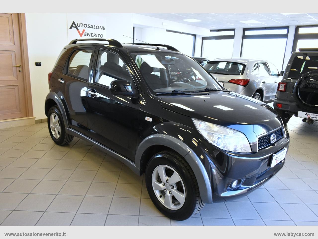 DAIHATSU Terios 1.5 4WD SX O/F