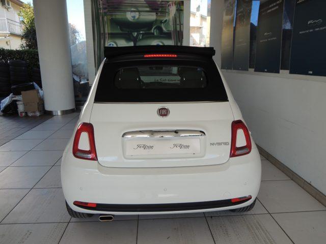 FIAT 500 C 1.0 Hybrid Dolcevita