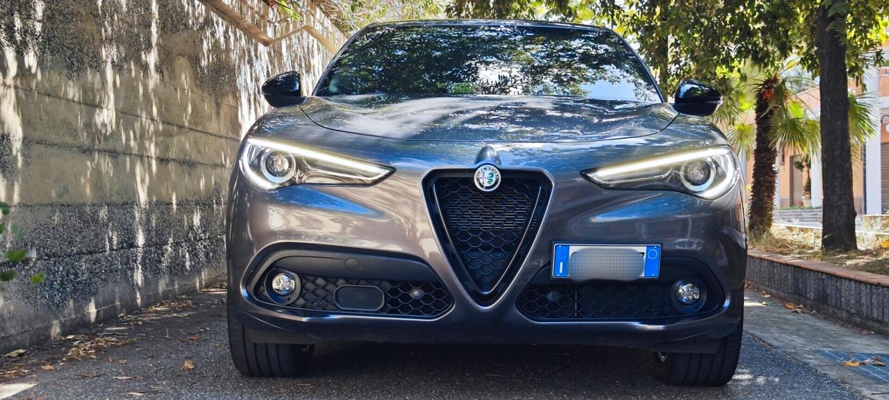 Alfa Romeo Stelvio 2.2 Turbodiesel 210 CV AT8 Q4 Veloce