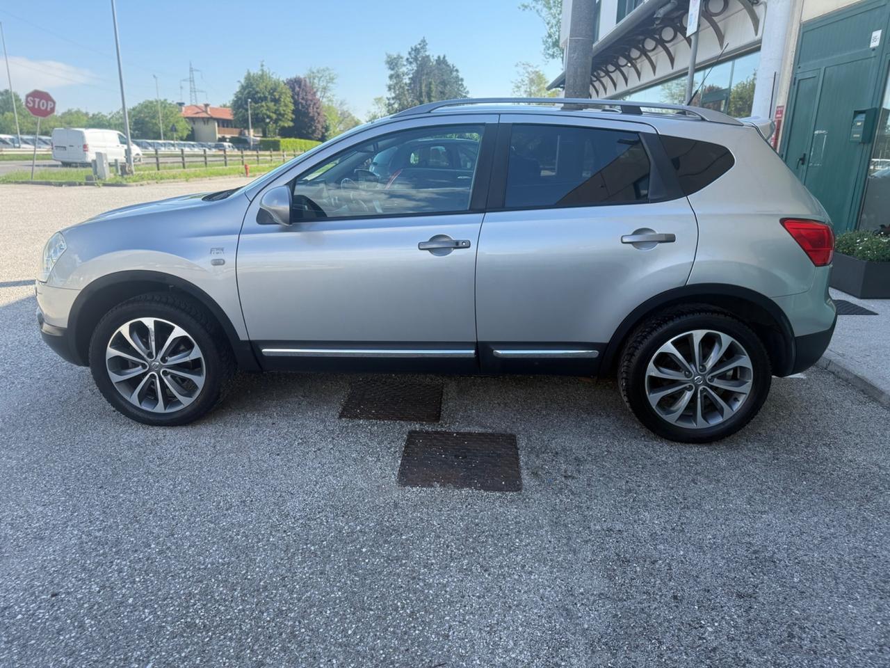 Nissan Qashqai 2.0 4WD - TETTO PANORAMICO