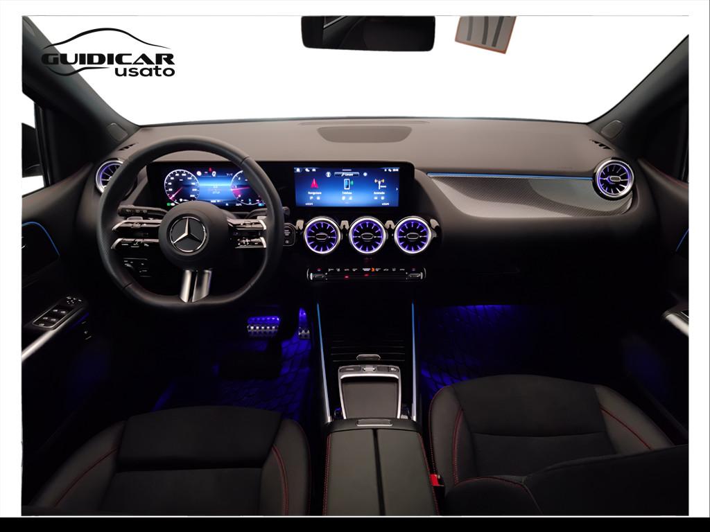 Mercedes-Benz Classe B - W247 2023 - B 180 d AMG Line Advanced Plus auto