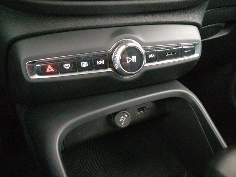 Volvo XC40 1.5 t2 Momentum Core my21