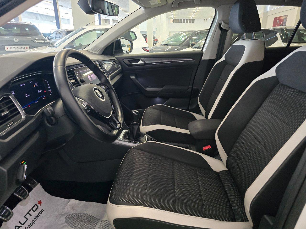 Volkswagen T-Roc 2.0 tdi Advanced 115cv