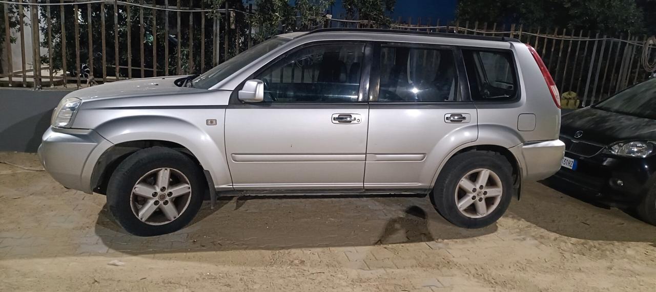 Nissan X-Trail 2.2 dCi Sport