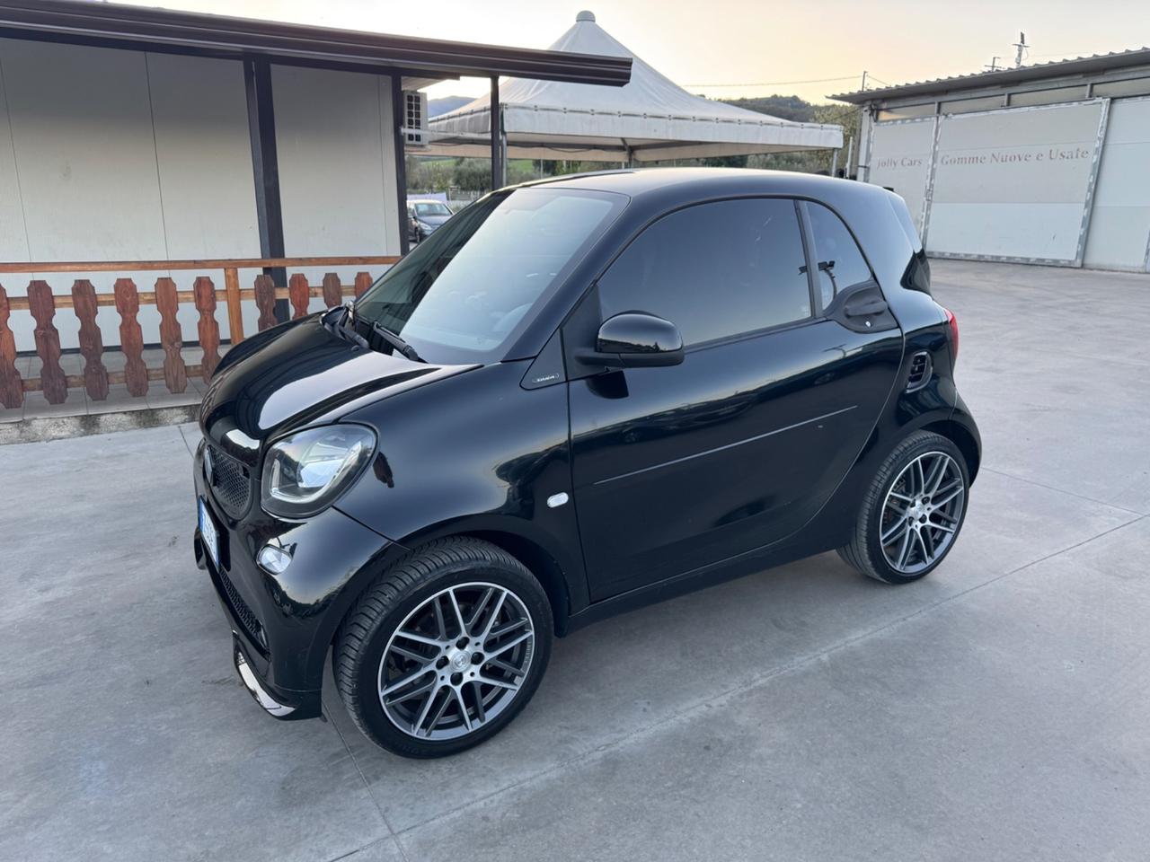 Smart ForTwo 1.0 70cv ALLESTIMENTO BRABUS