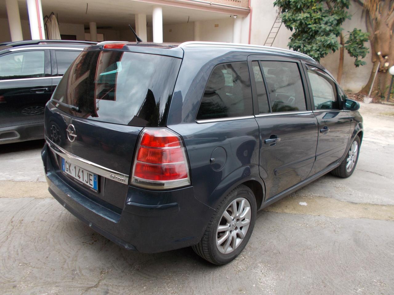 Opel Zafira 1.9 CDTI 120CV Cosmo