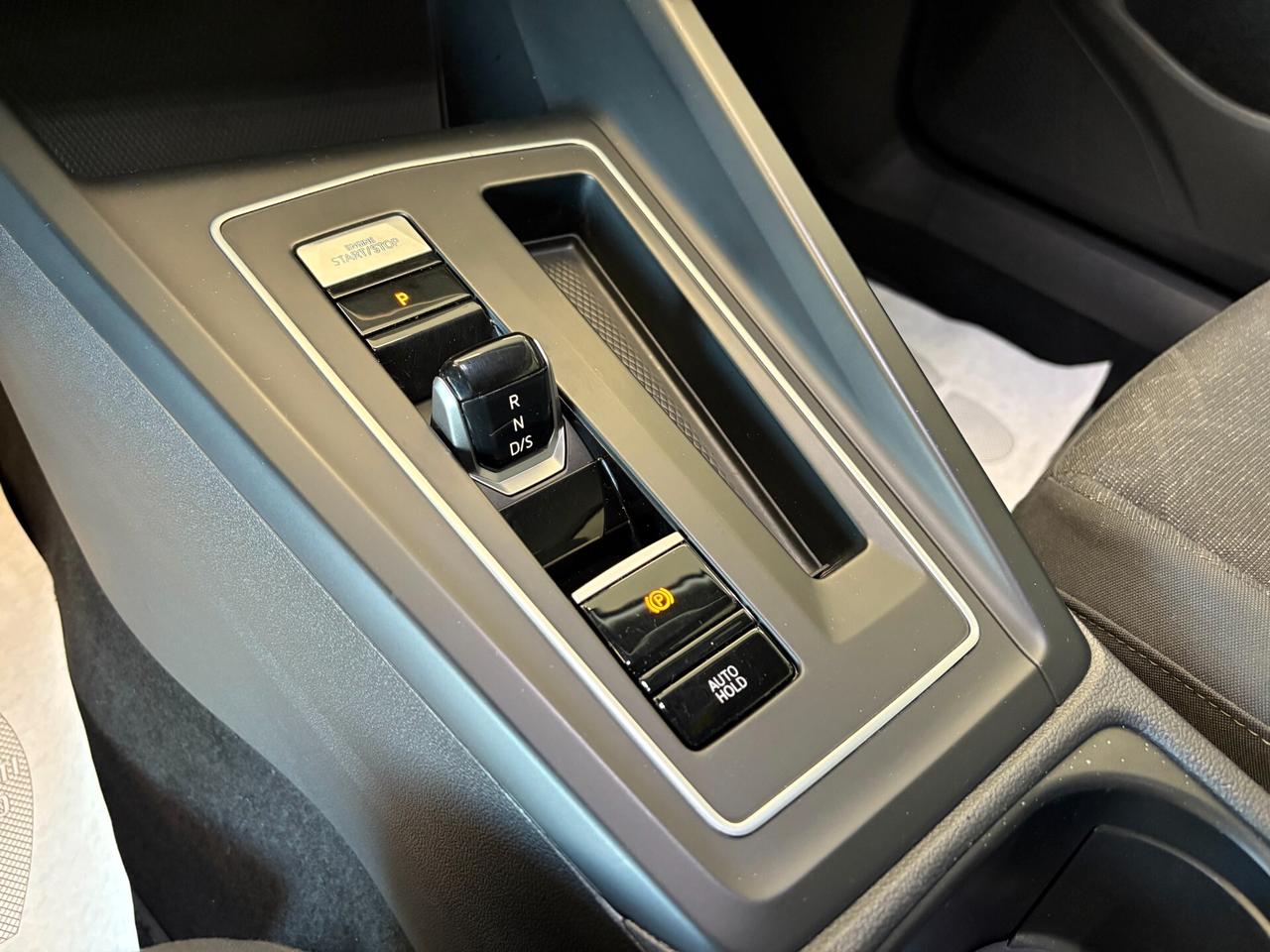 Volkswagen Golf 2.0 TDI 150 CV DSG SCR Life Garanzia