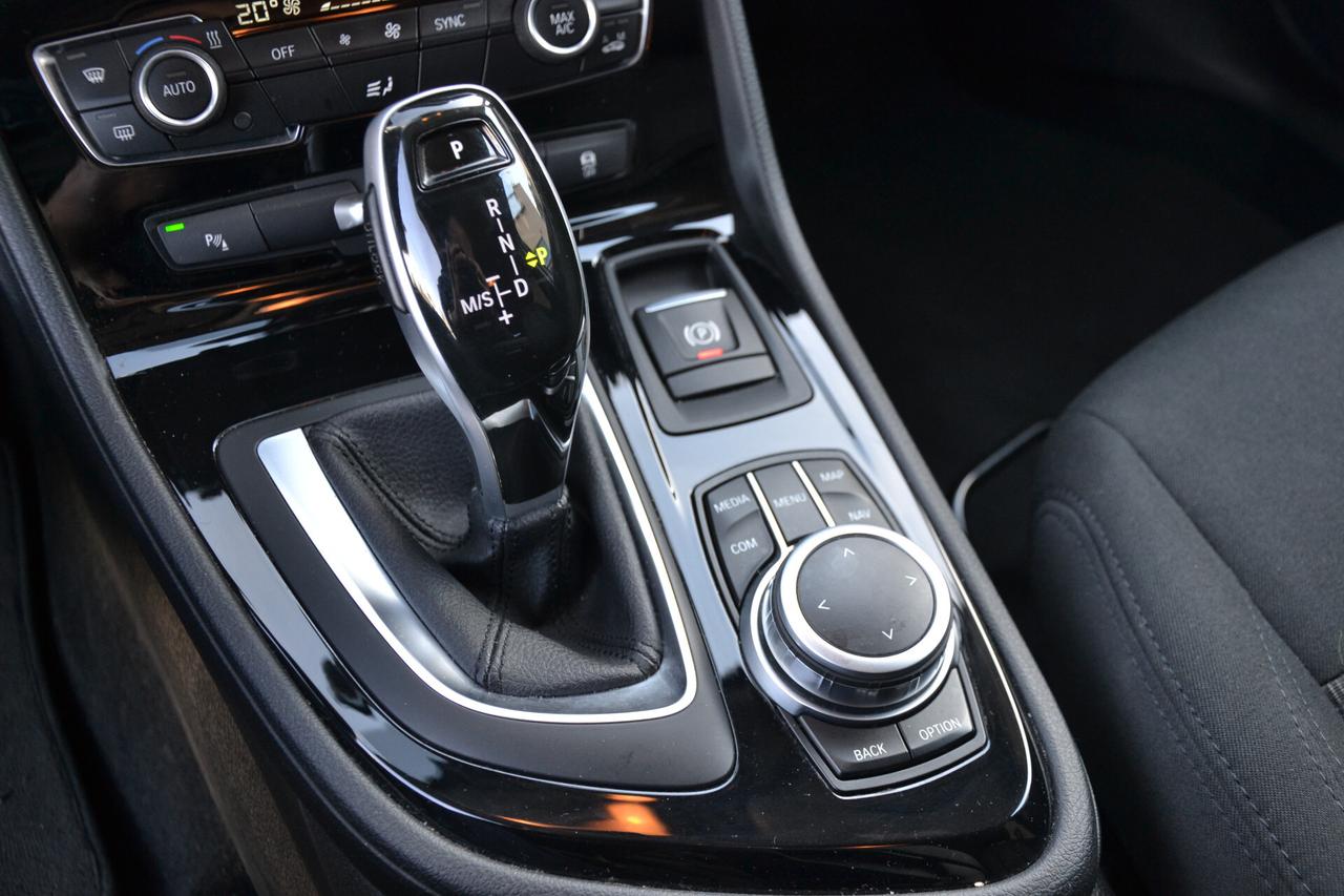BMW 216 D ACTIVE TOURER AUT.+FULL LED+NAVI+PDC+CRUISE+CERCHI