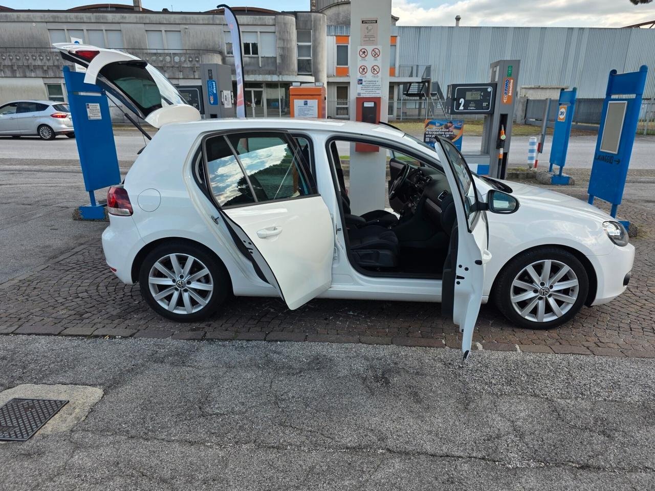 Volkswagen Golf Var. 2.0 TDI DPF Sportline 247.000km Neopatentati ok