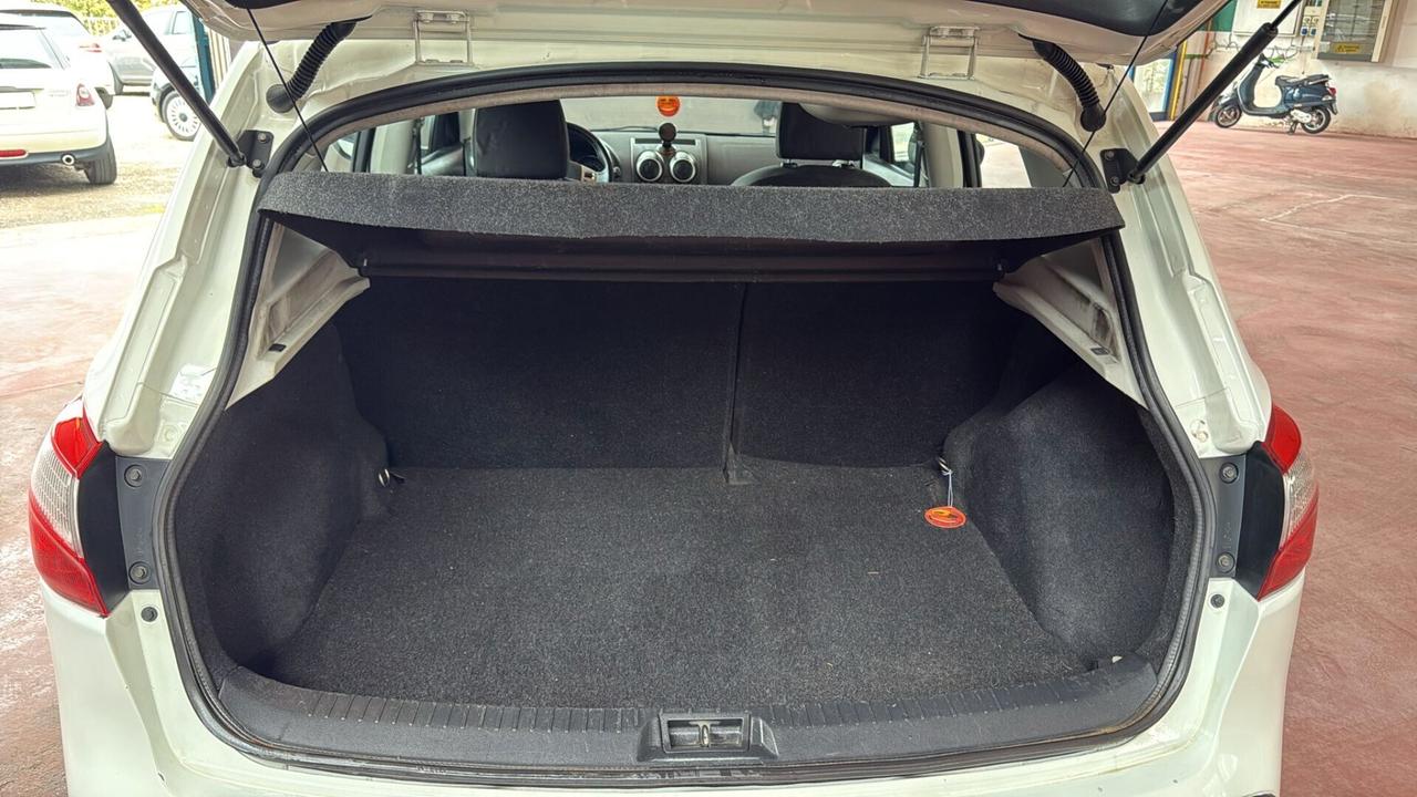 Nissan Qashqai 1.6 16V Visia