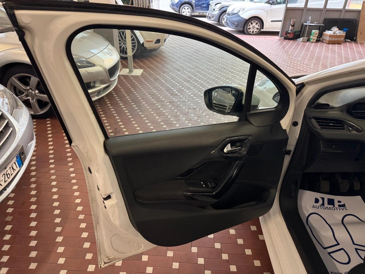 Peugeot 208 1.2 VTi 82 CV 5 porte Allure - UNICO PROPRIETARIO