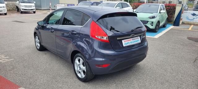 FORD Fiesta 1.4 TDCi 70CV 5 porte Titanium