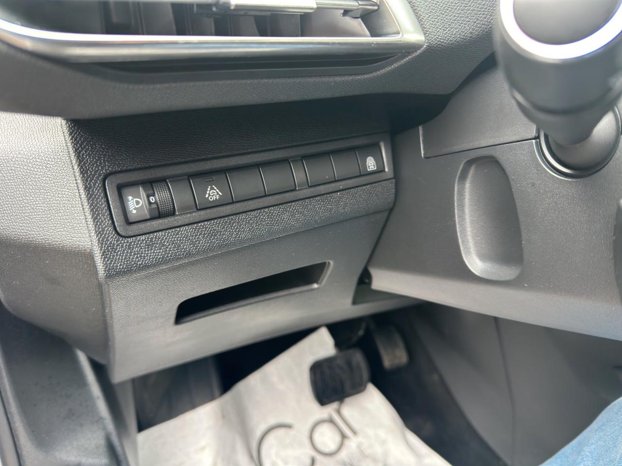 Peugeot 5008 Hybrid 136 e-DCS6 Allure Pack