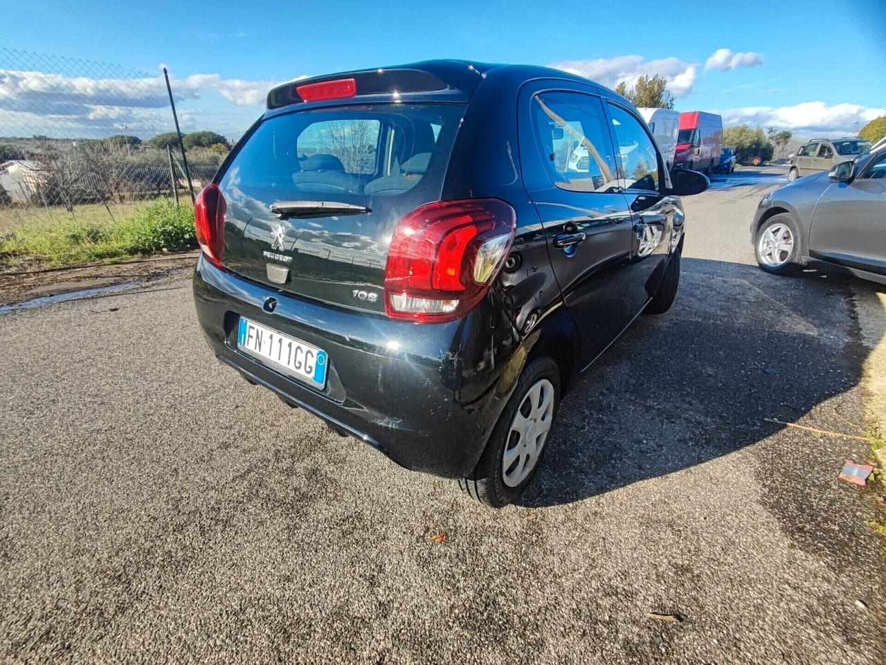 Peugeot 108 VTi 68 5 porte Allure
