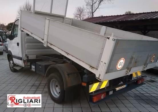 Renault Mascott portata 28q peso complessivo 50q