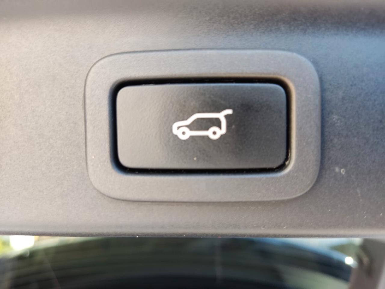 Jaguar F-Pace 2.0 D 180 CV AWD aut. Portfolio