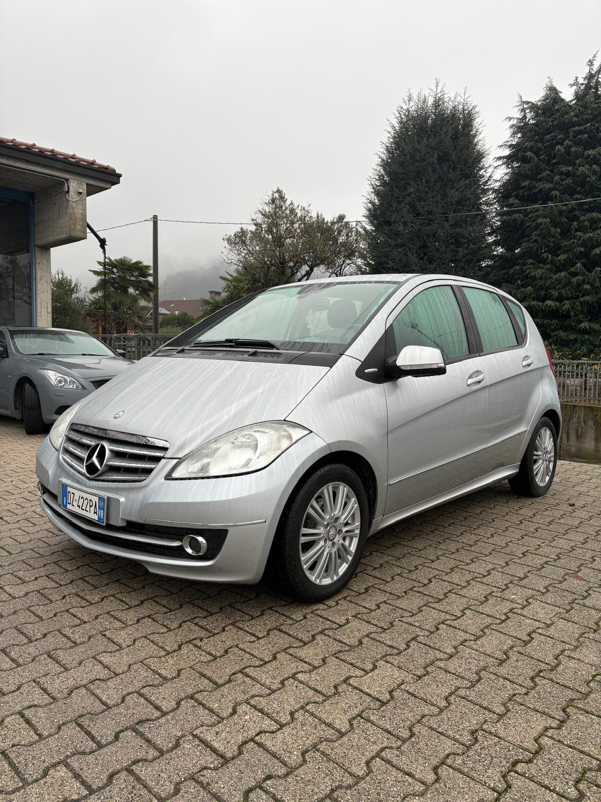 Mercedes-benz A 150 BlueEFFICIENCY Avantgarde