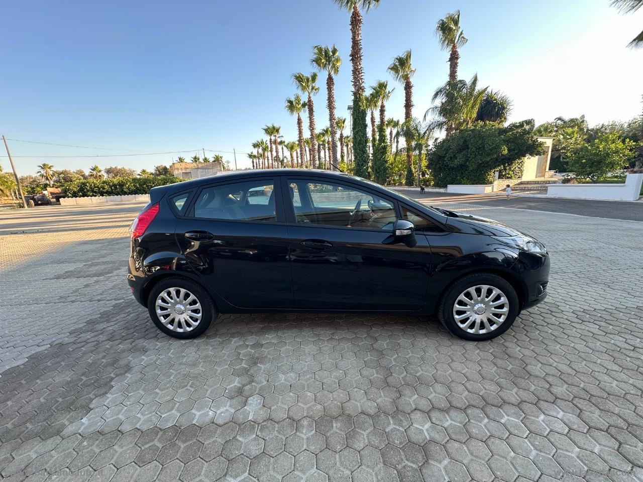 FORD Fiesta 1.5 TDCi 75 CV 5p. Titanium