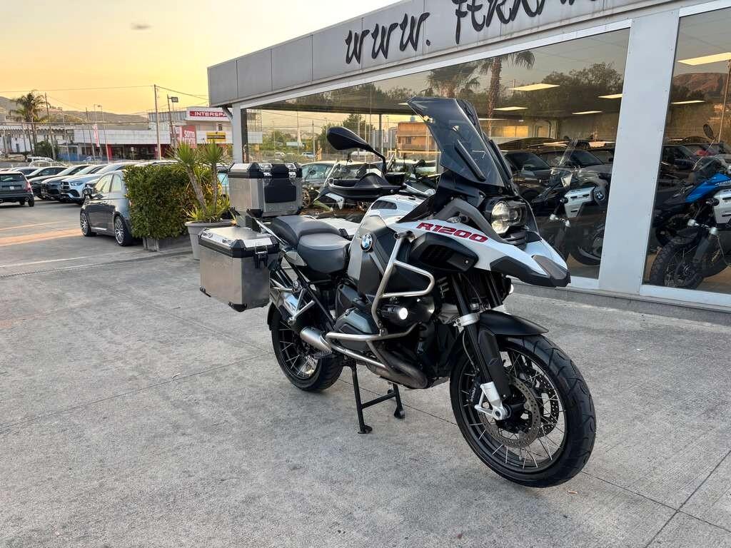 Bmw R 1200 GS 2016 / KM 62.000 Tua a solo 129 Euro al mese